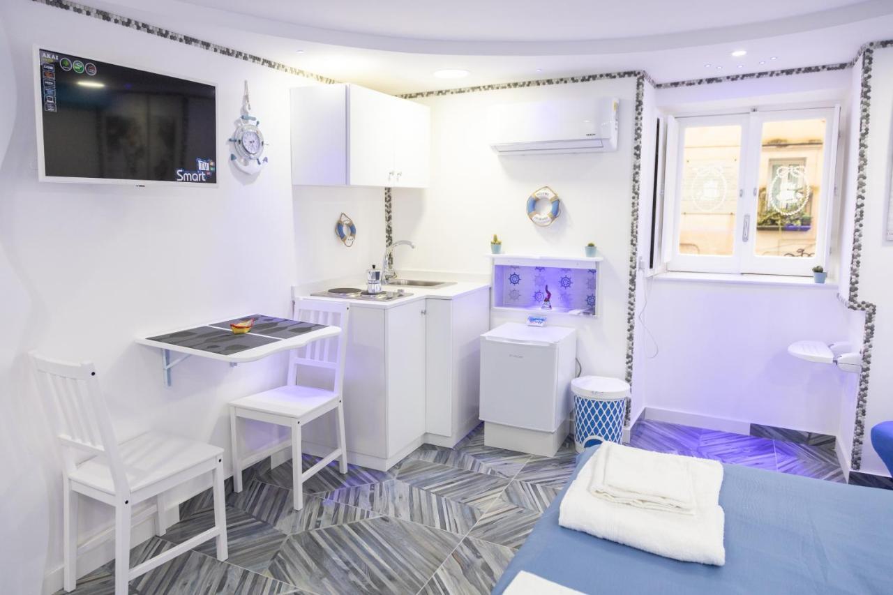 Apartament A Fenestrella E San Gregorio Armeno Neapol Zewnętrze zdjęcie